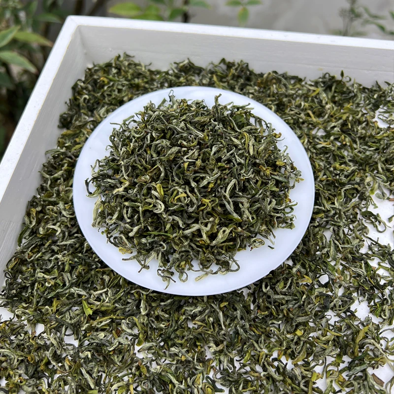 2025新茶高山手工绿茶 栗香果韵 甜醇茶香浓郁两颊回甜唇齿留香