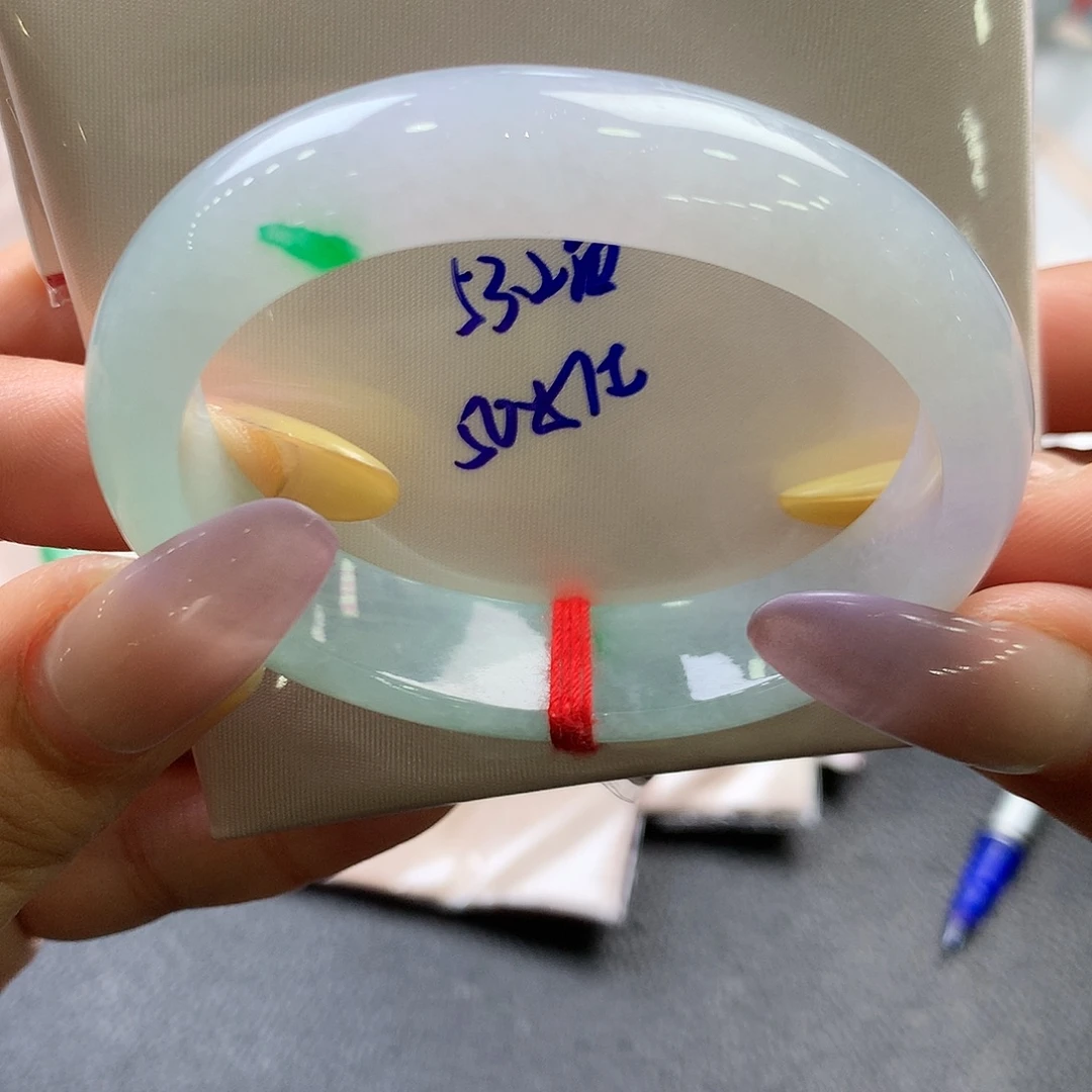 翡翠未镶嵌手镯53.2贵妃