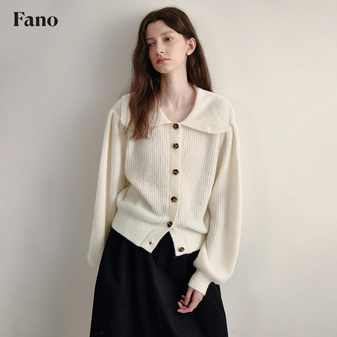 范洛Fano轻盈织物”复古大翻领宽松灯笼袖毛衣FQ24S151