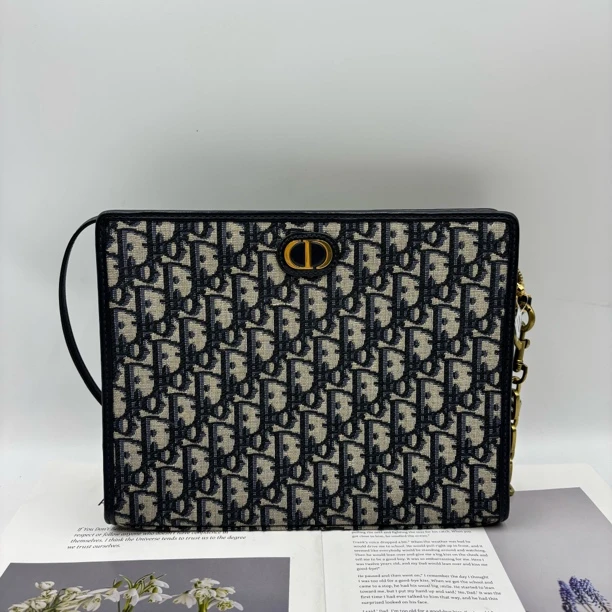 99新 DIOR/迪奥 老花手拿 洗漱包/香菜奢品/经典休闲