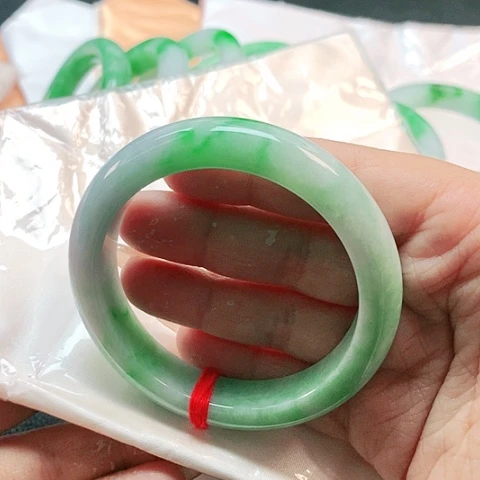未镶嵌手镯翡翠2143