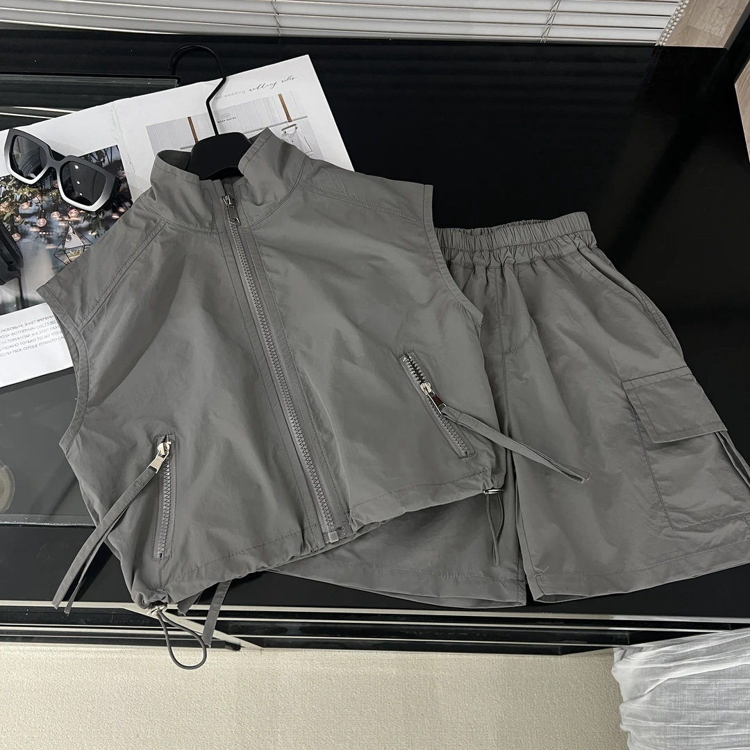 2025夏季新款男童女童休闲洋气皮肤衣背心 60070