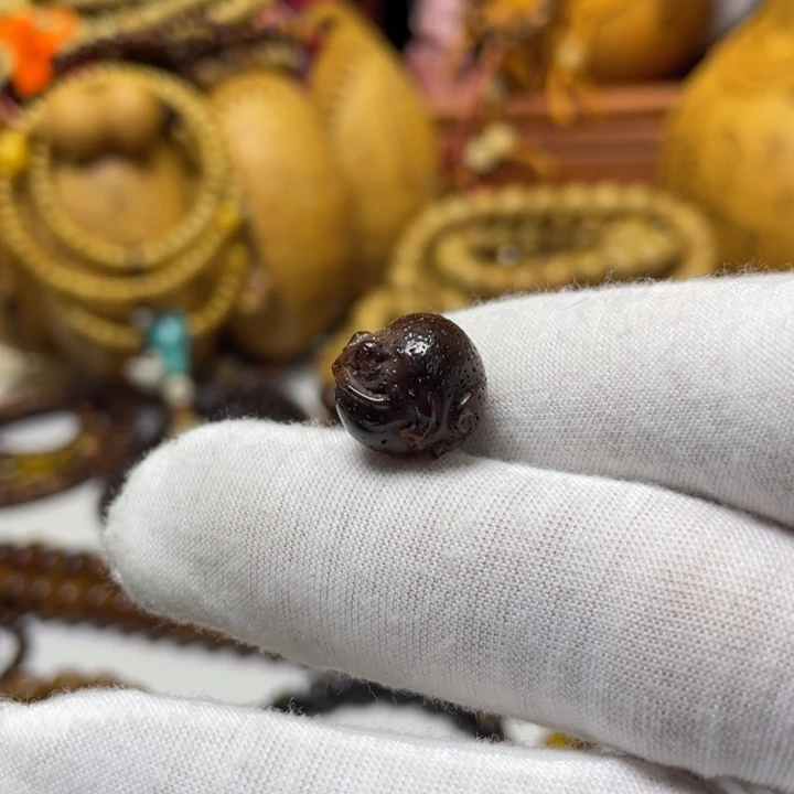 手串星月菩提雕刻金蟾