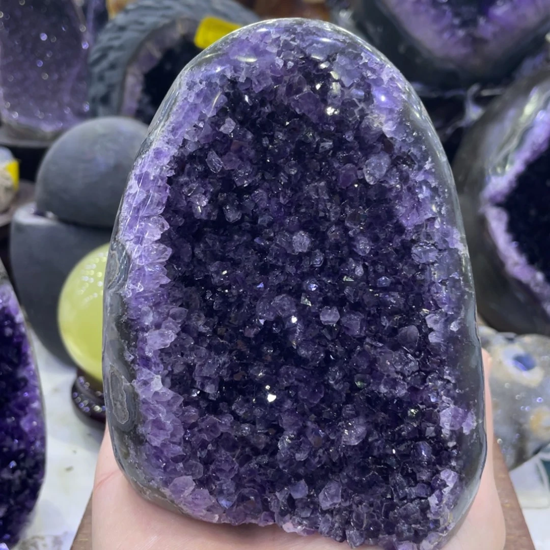 未镶嵌珠宝半成品水晶