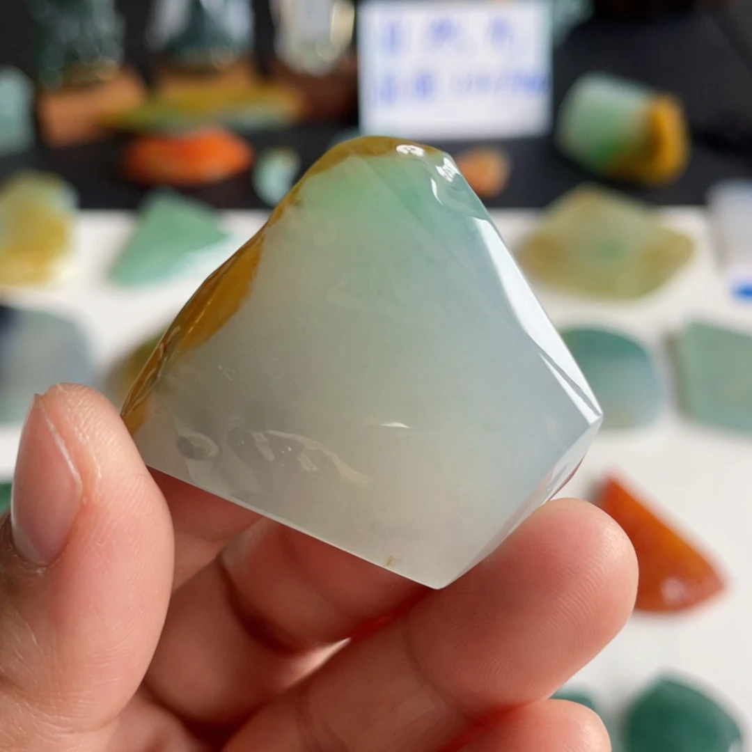定制翡翠未镶嵌包工