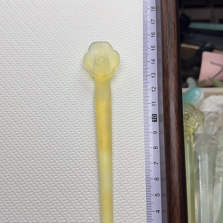 蛇纹石玉未镶嵌发簪如意