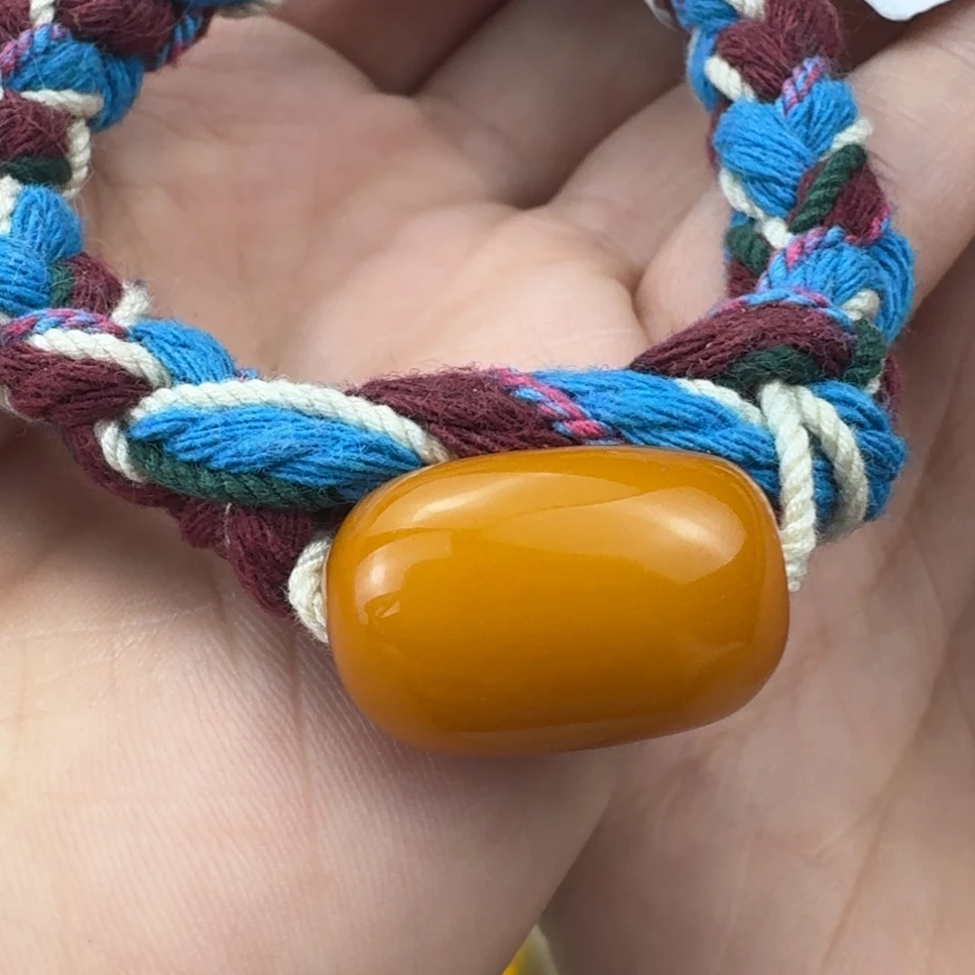 蜜蜡未镶嵌珠宝奇石小年份克价 50 21×15.3×11.9mm