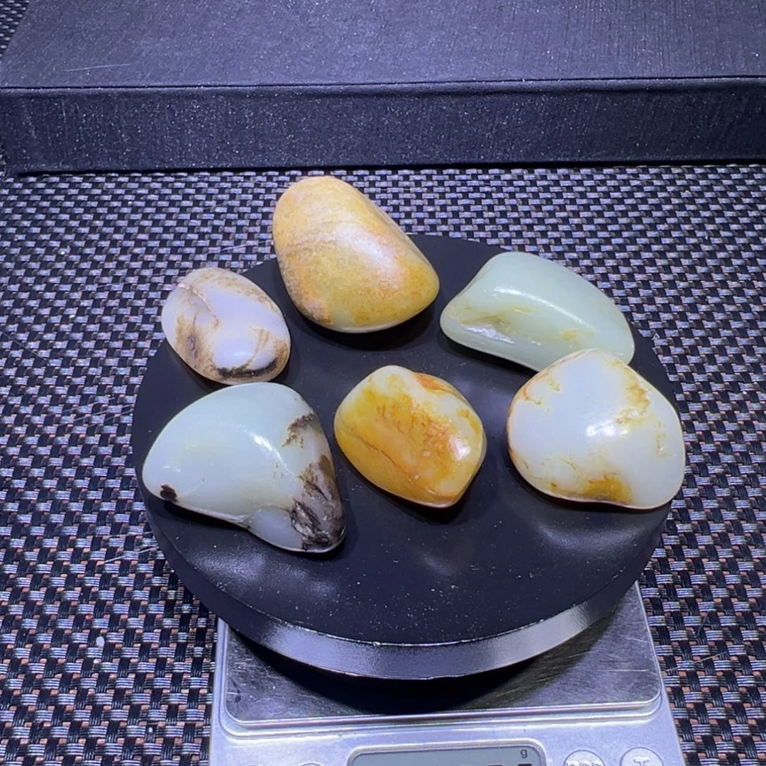 吊坠(不含链)未镶嵌和田玉（子料）267