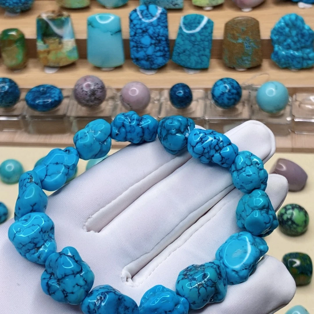 绿松石未镶嵌珠宝奇石