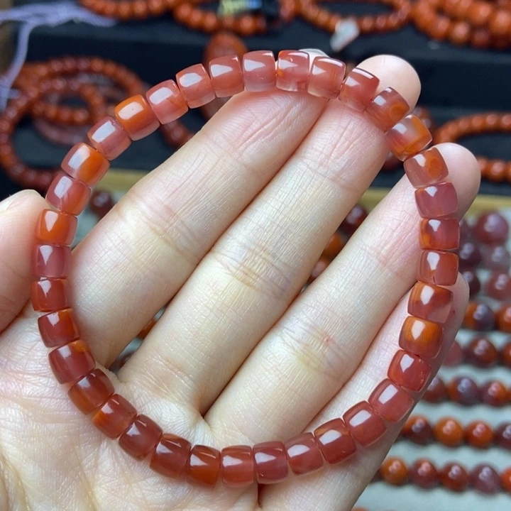 未镶嵌配饰南红玛瑙