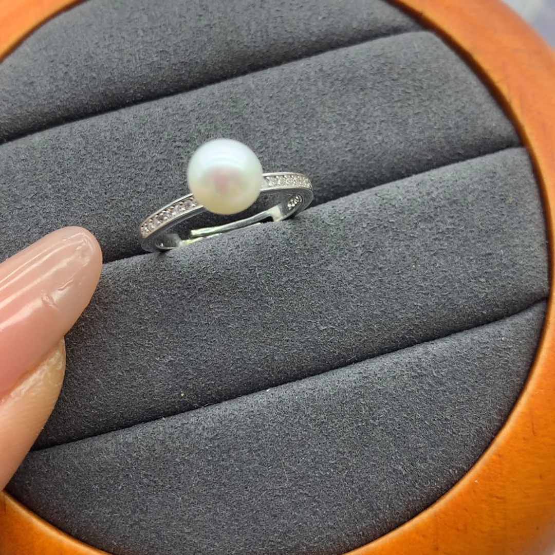 银S925镶嵌淡水珍珠戒指