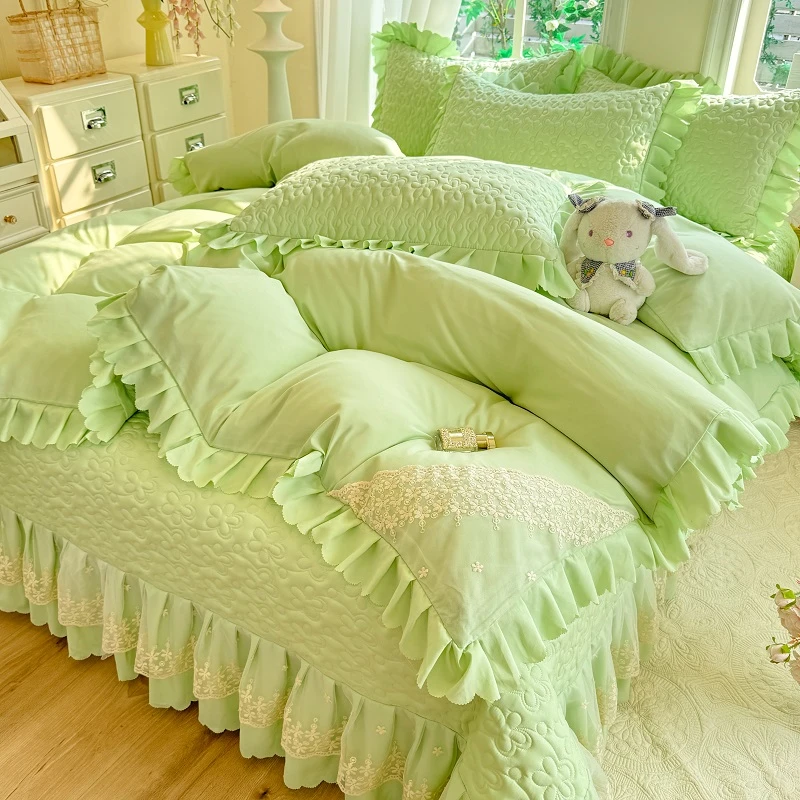 网红款蕾丝床盖四件套公主风轻奢纯色卧室床品床上用品三件套四季
