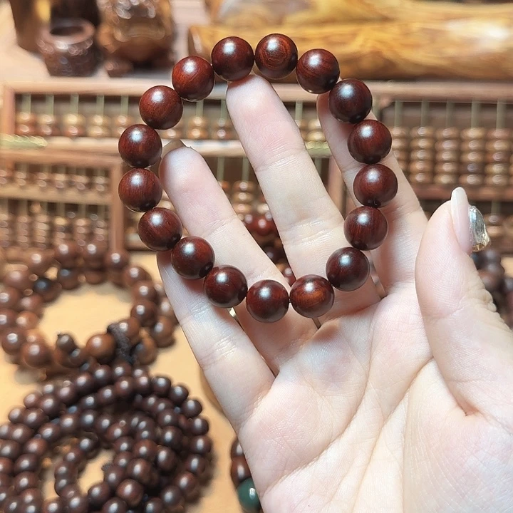 花梨木类幼****生小叶紫檀