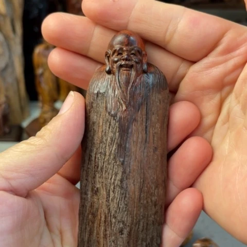 【闪购商品】小叶紫檀把件……………