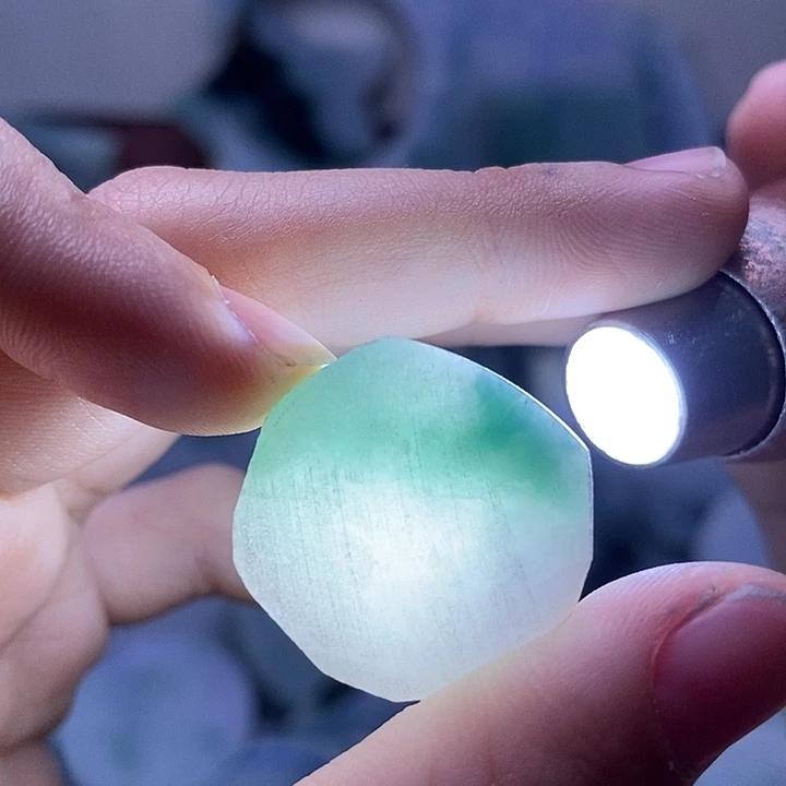 翡翠裸石纯天然翡翠