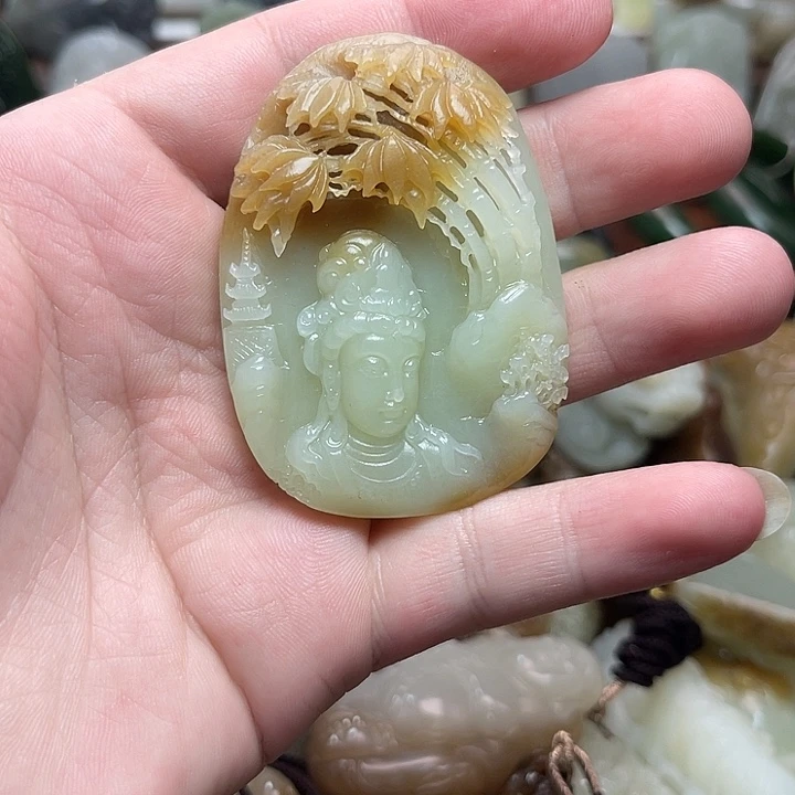 和田玉未镶嵌挂件