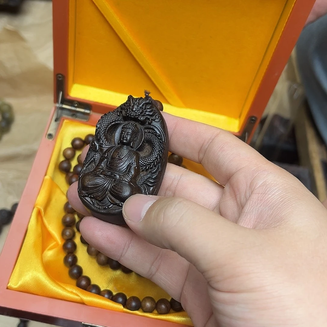 大叶紫檀（黑酸枝木类）