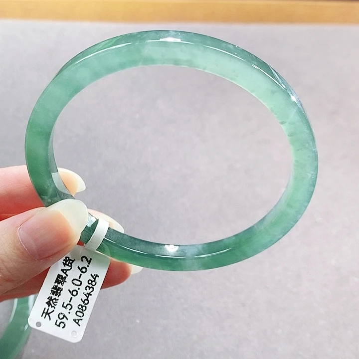 【闪购商品】未镶嵌手镯翡翠