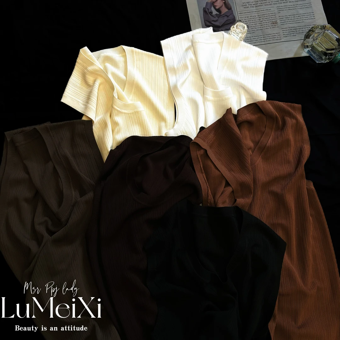 LMXPPJ【沁柔】2025新款高定纯色内搭背心高级感修身减龄上衣i5212