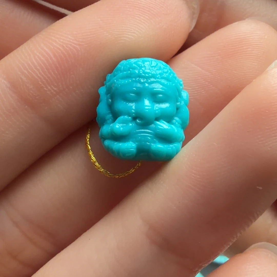 绿松石未镶嵌颈饰