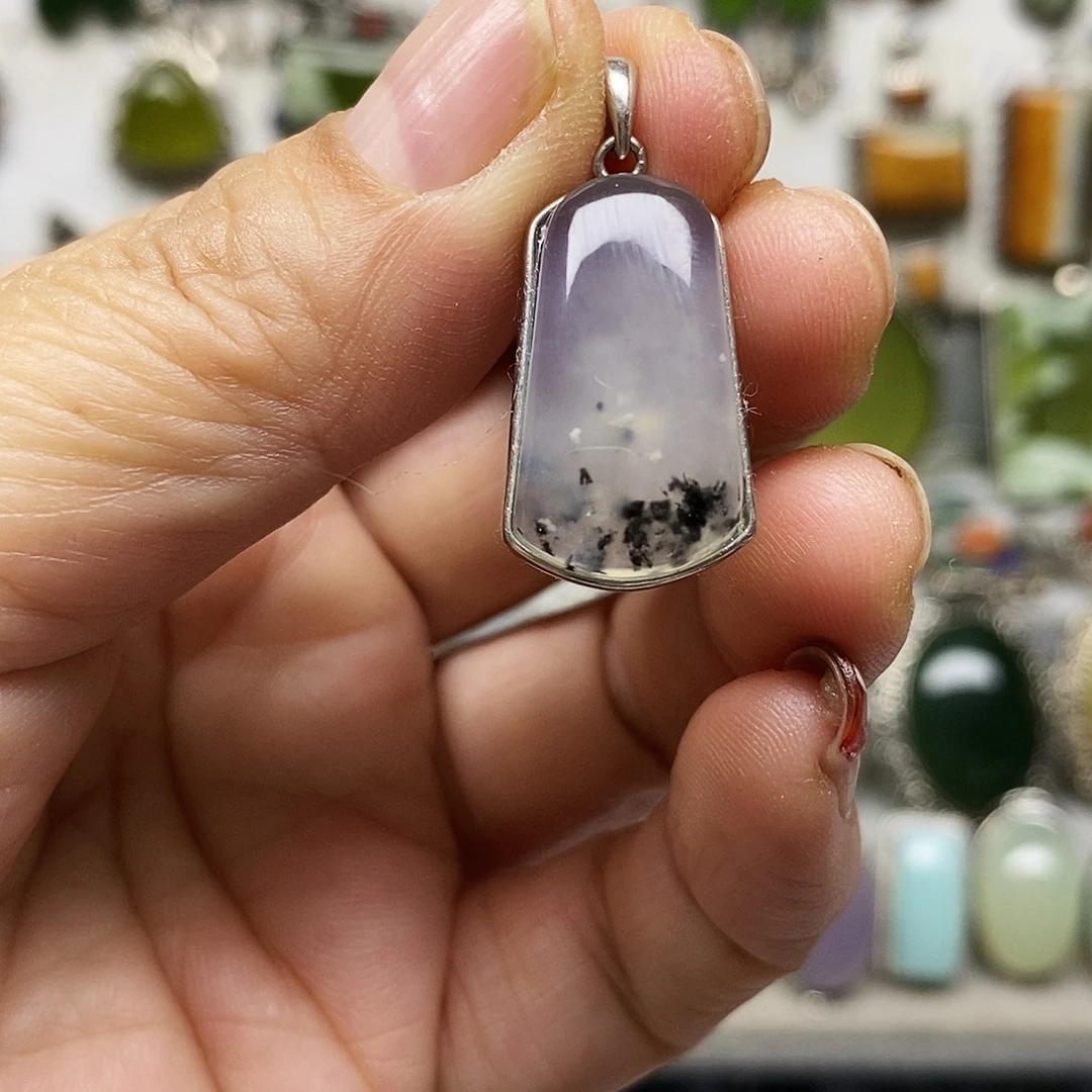 蛇纹石玉银S925镶嵌吊坠