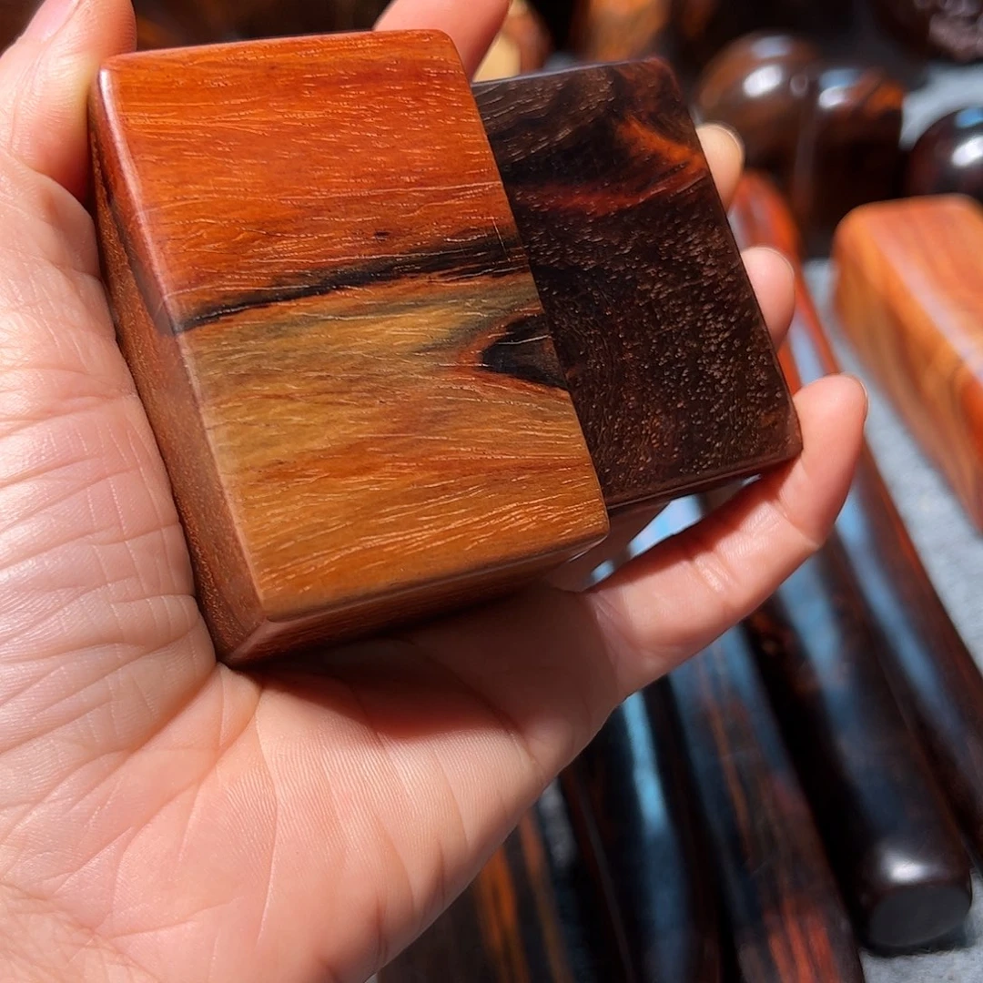 交趾黄檀（大红酸枝）今**合