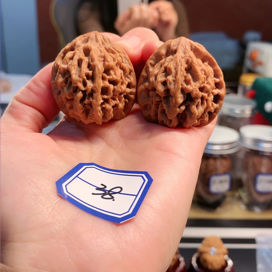 【闪购商品】吊坠文玩核桃饕餮纹 35尺