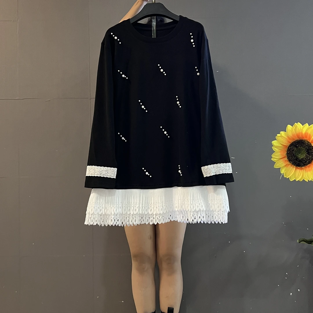 新款时尚简约蕾丝拼色裙摆圆领钉珠宽松遮肚韩版显瘦大衫