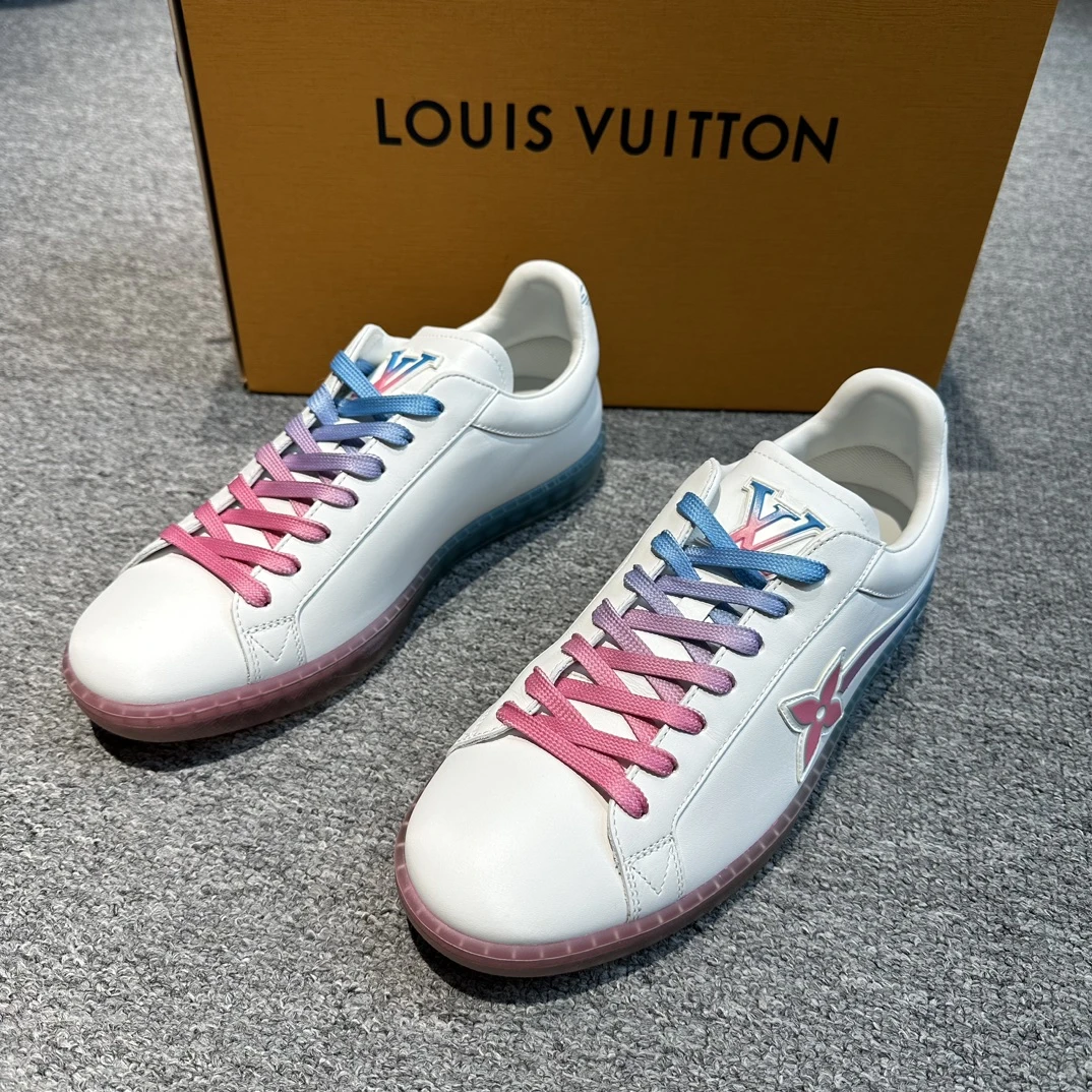 未使用 LouisVuitton/路易威登 老花拼色白色低帮系带板鞋118308
