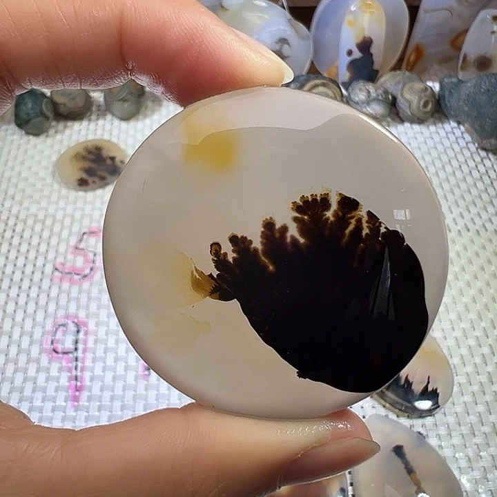玛瑙/玉髓未镶嵌颈饰