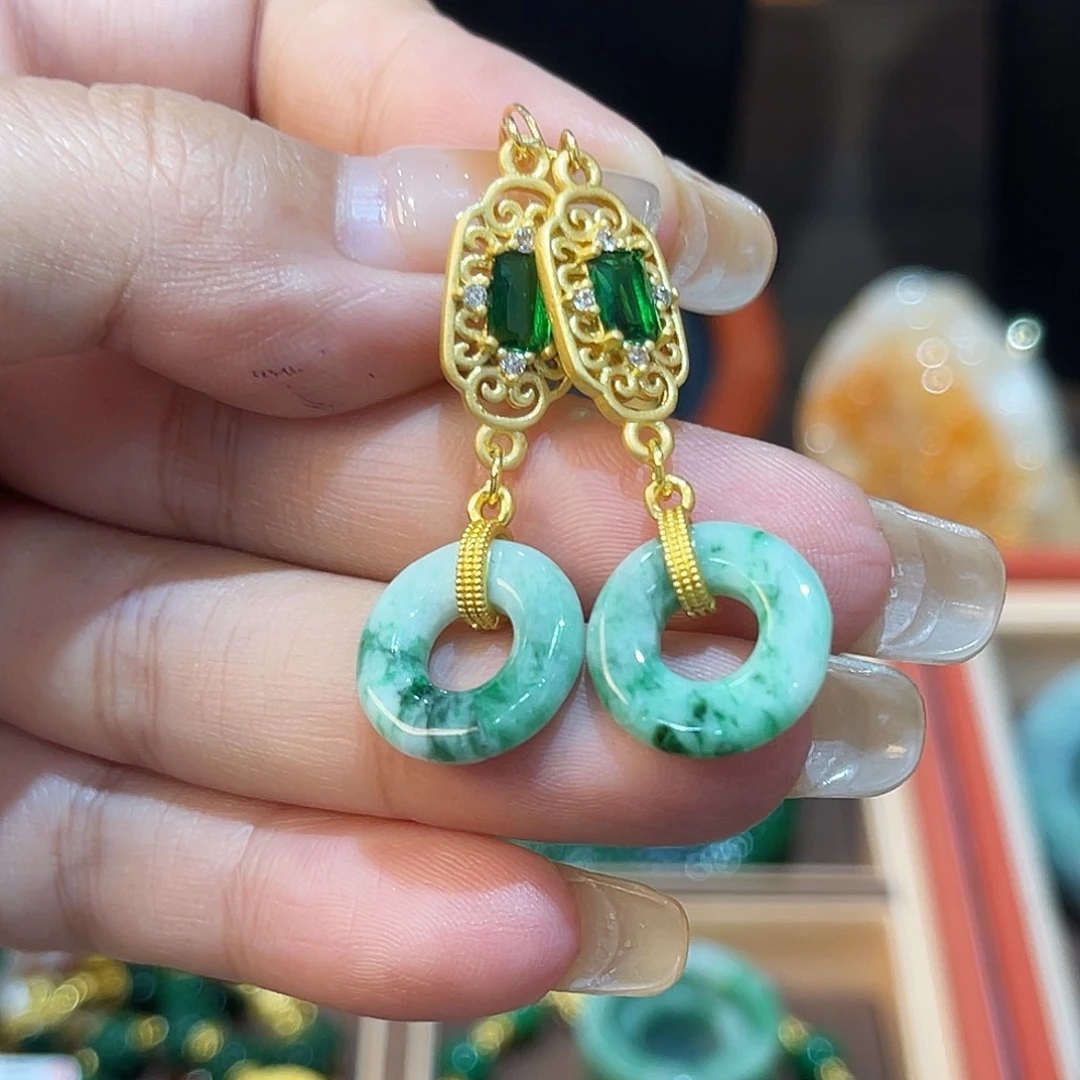 翡翠未镶嵌耳饰福利