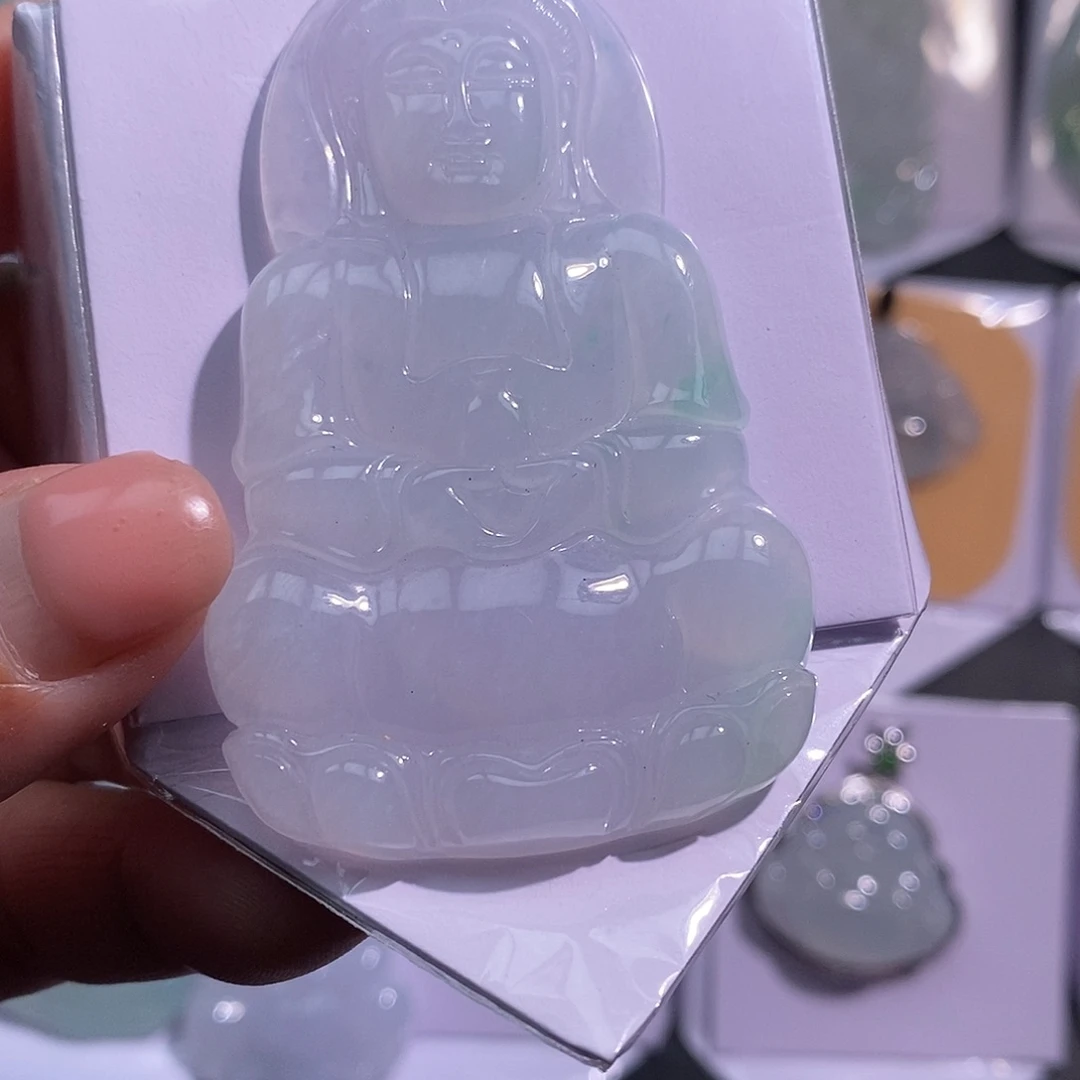 翡翠未镶嵌颈饰观音