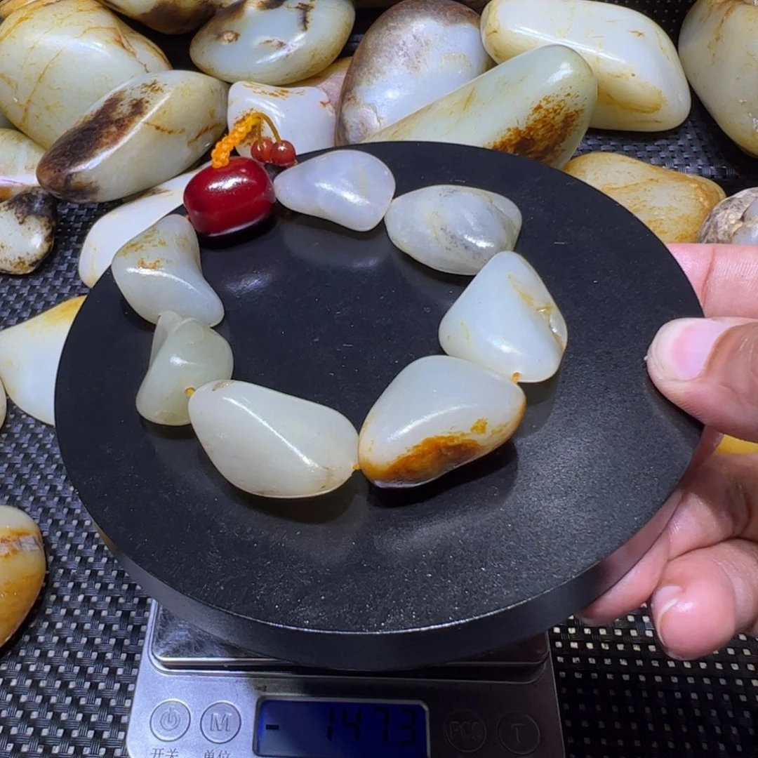 和田玉（子料）未镶嵌颈饰85