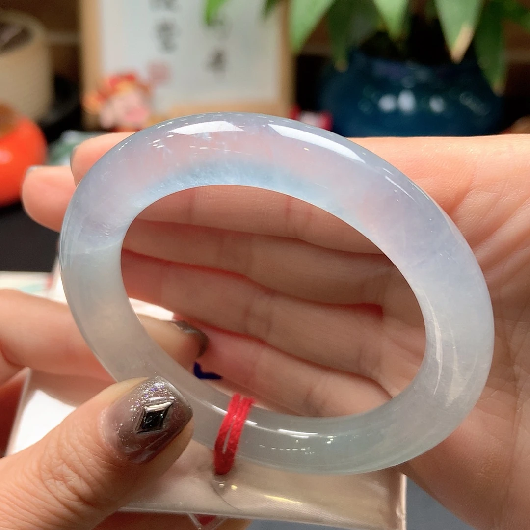 翡翠未镶嵌手镯4白冰