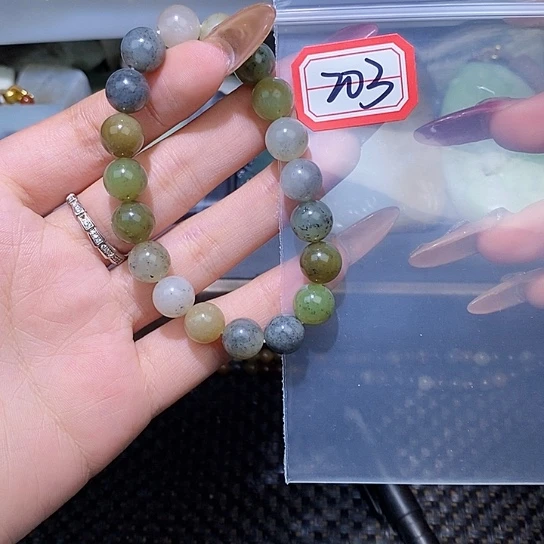 和田玉和田玉边角料随机发未镶嵌