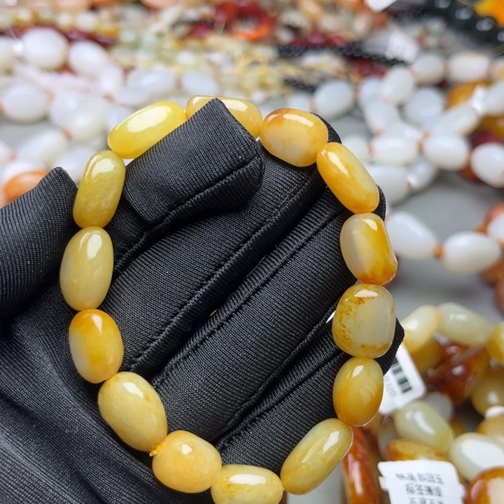 和田玉未镶嵌手链