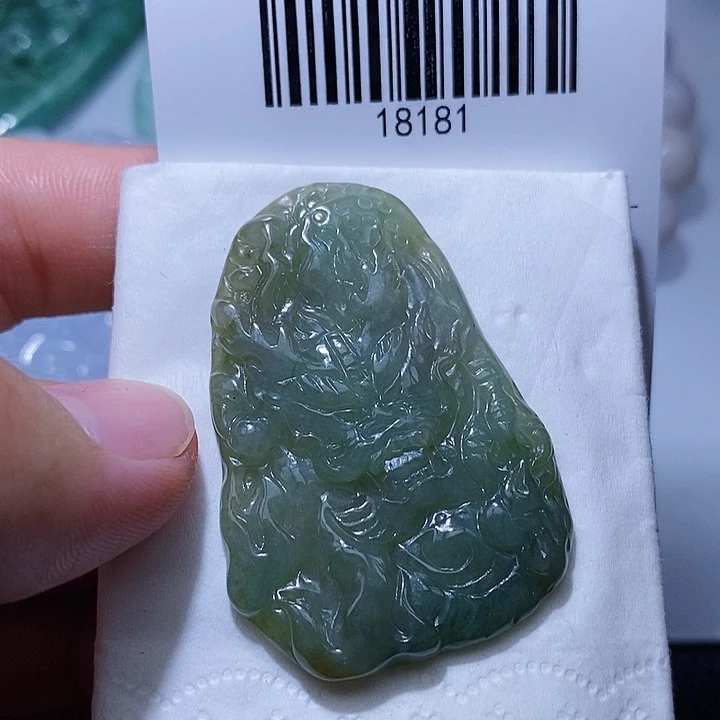 颈饰未镶嵌翡翠天光墟翡翠市场现金代购