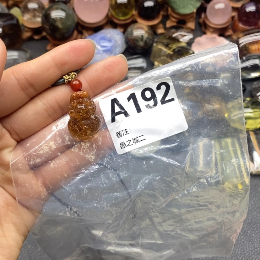 【闪购商品】水晶吊坠精品未镶嵌