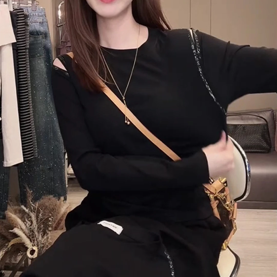 大码2025秋季新款长袖圆领领露肩长袖T恤女微胖百搭修身显瘦上衣