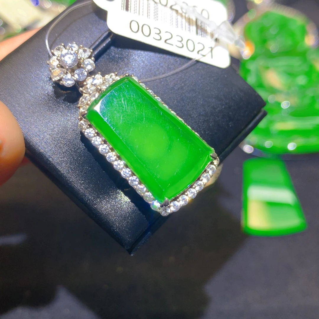 翡翠银S925镶嵌颈饰