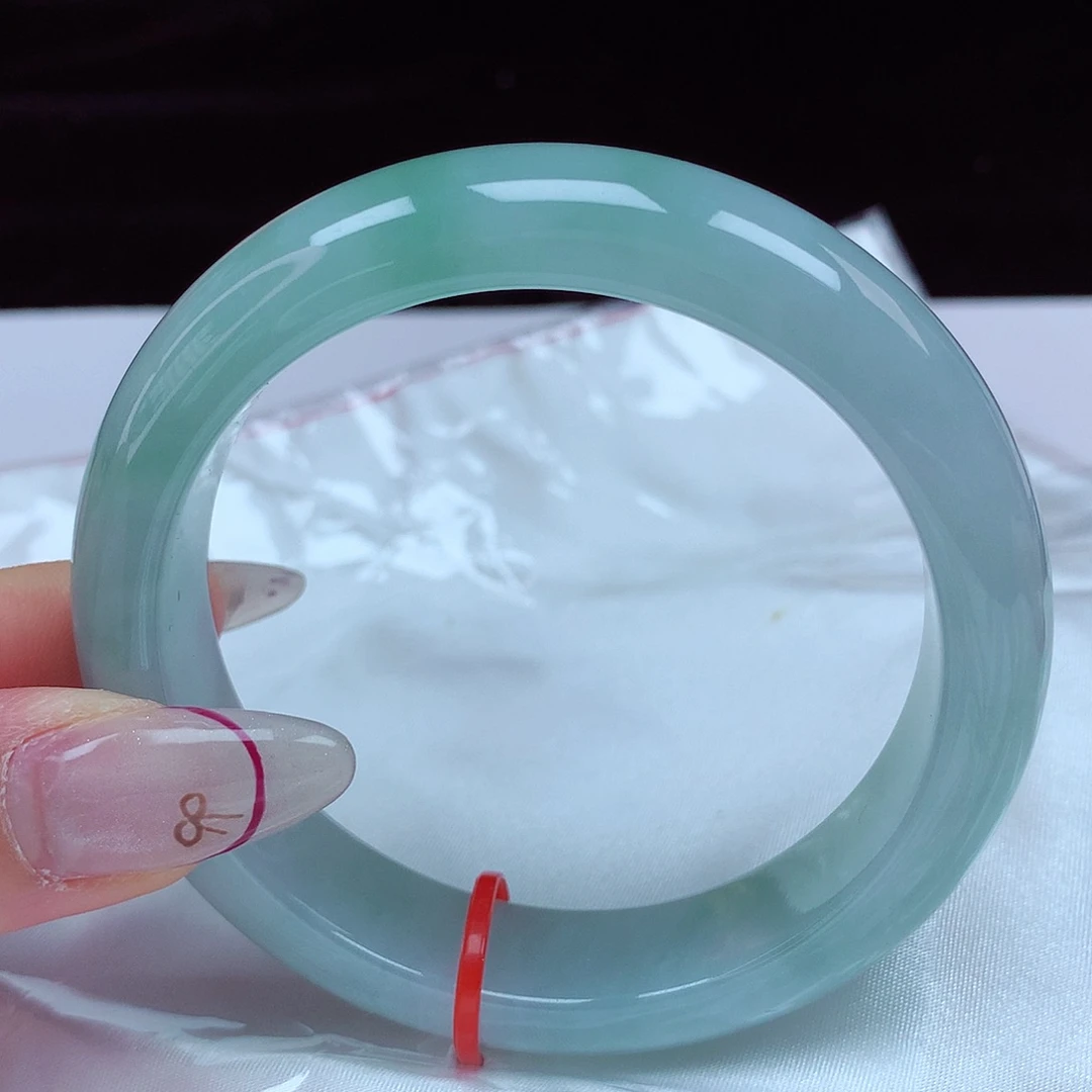 翡翠手镯未镶嵌58圈