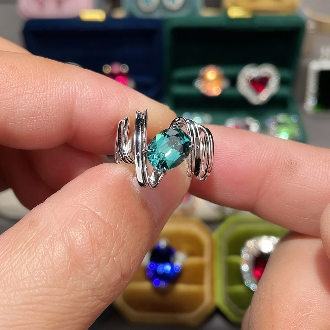 18K金镶嵌碧玺戒指2.32ct