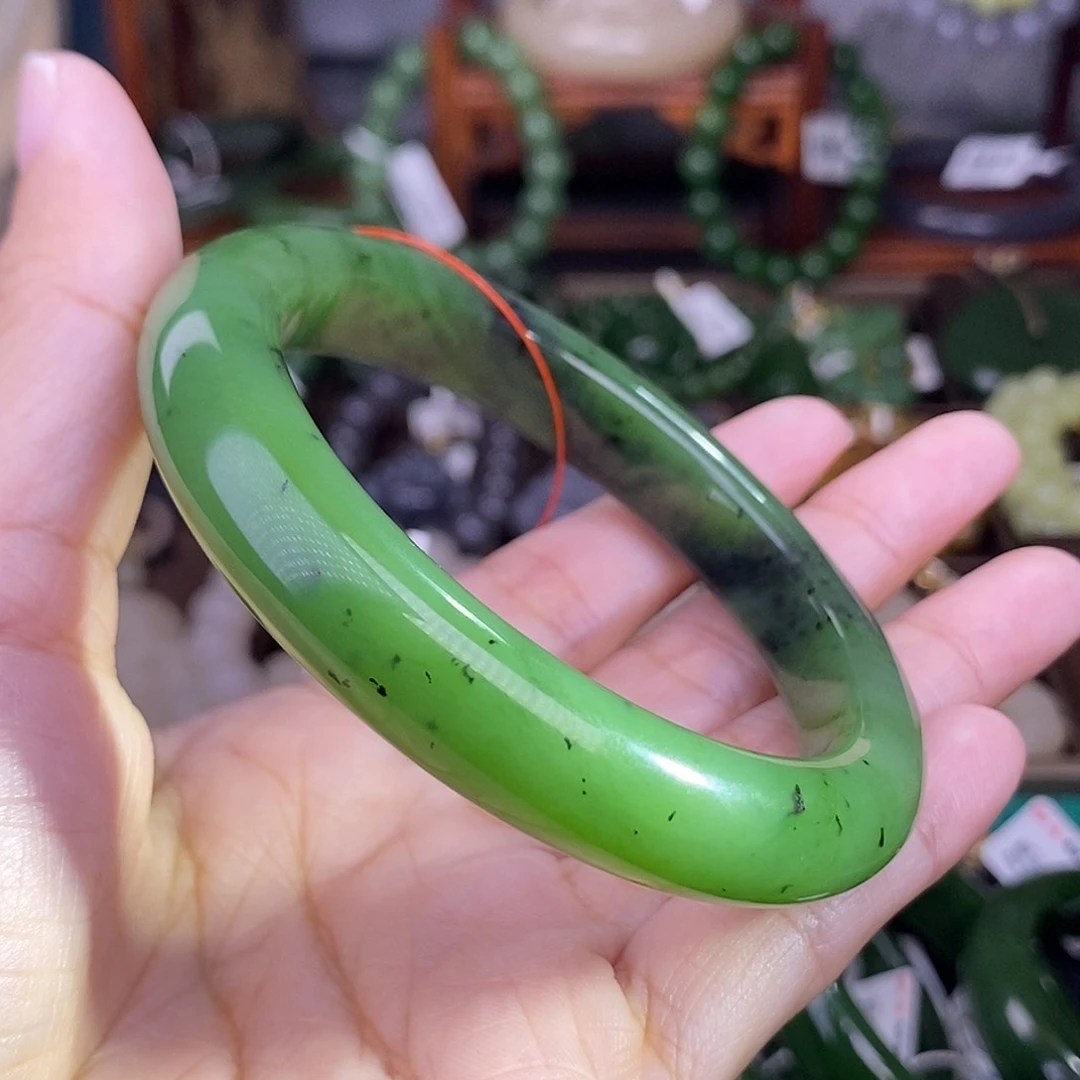 和田玉56.8 满色满绿碧玉手镯清货价未镶嵌