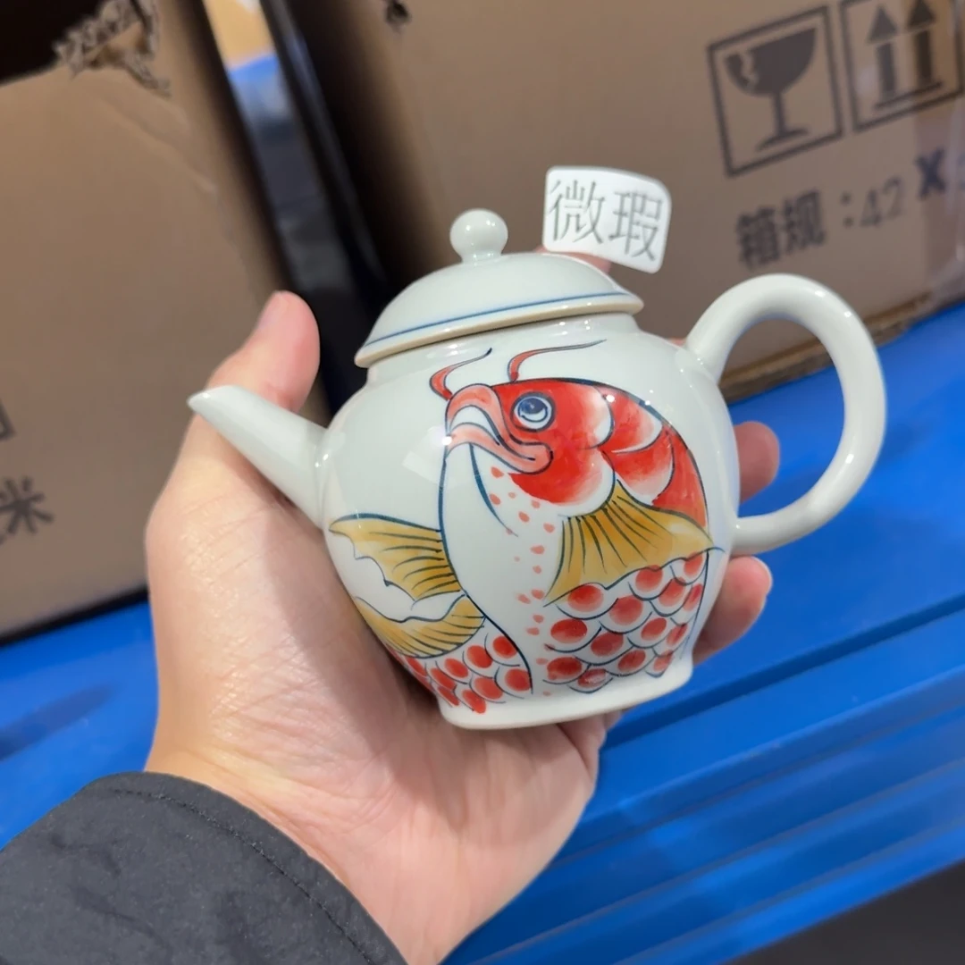 釉下手绘茶具微瑕