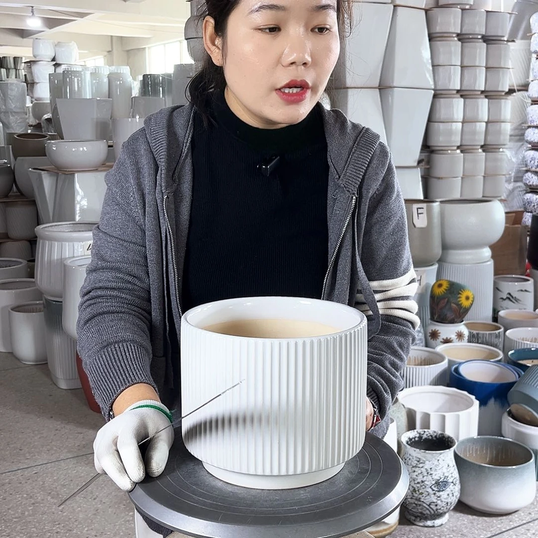 陶瓷口径20-16。亮白