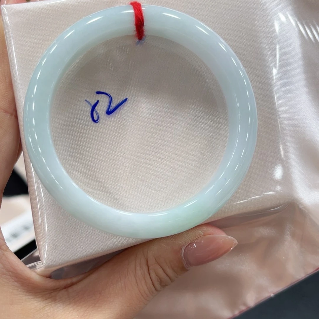 未镶嵌手镯翡翠翡翠