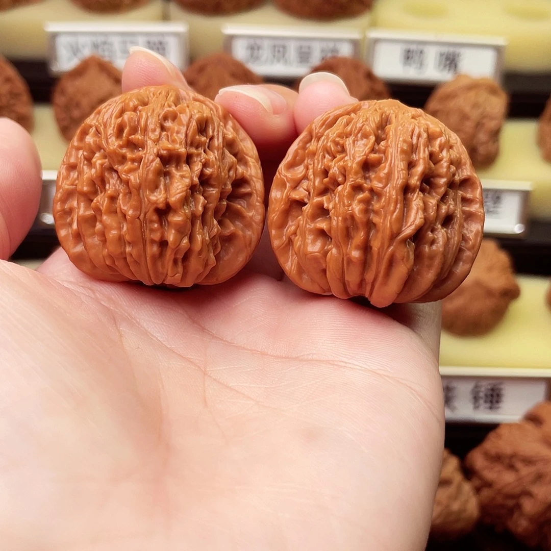 文玩核桃吊坠四座楼37尺347