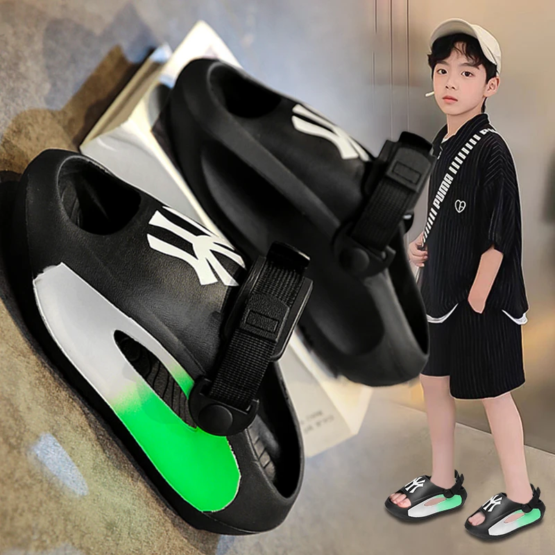 阿童木男童拖鞋居家防滑儿童一字拖夏季新款中大童沙滩凉拖鞋软底