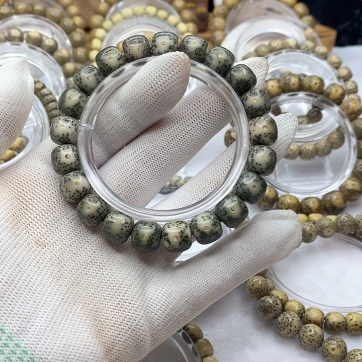 手串星月菩提青花瓷a4