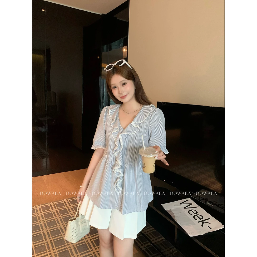 现货大婉酱微胖定制蕾丝荷叶边V领上衣女夏浪漫短袖柔美衬衫8732D